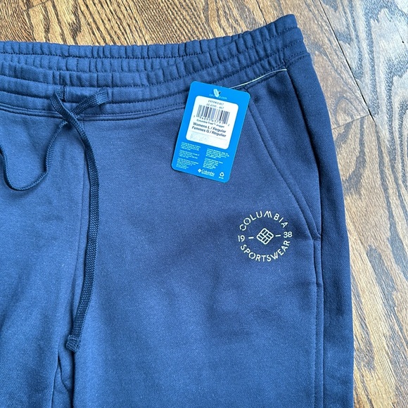 Navy blue Columbia Trek Jogger - Picture 2 of 6